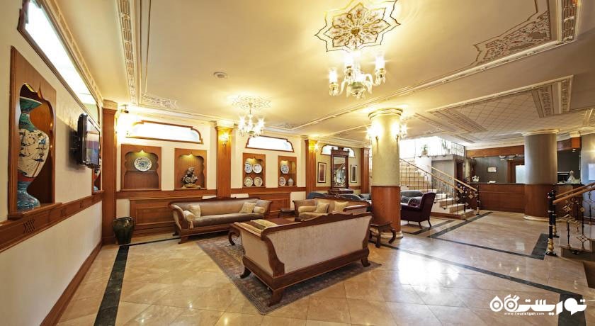 نمای کلی محوطه لابی هتل